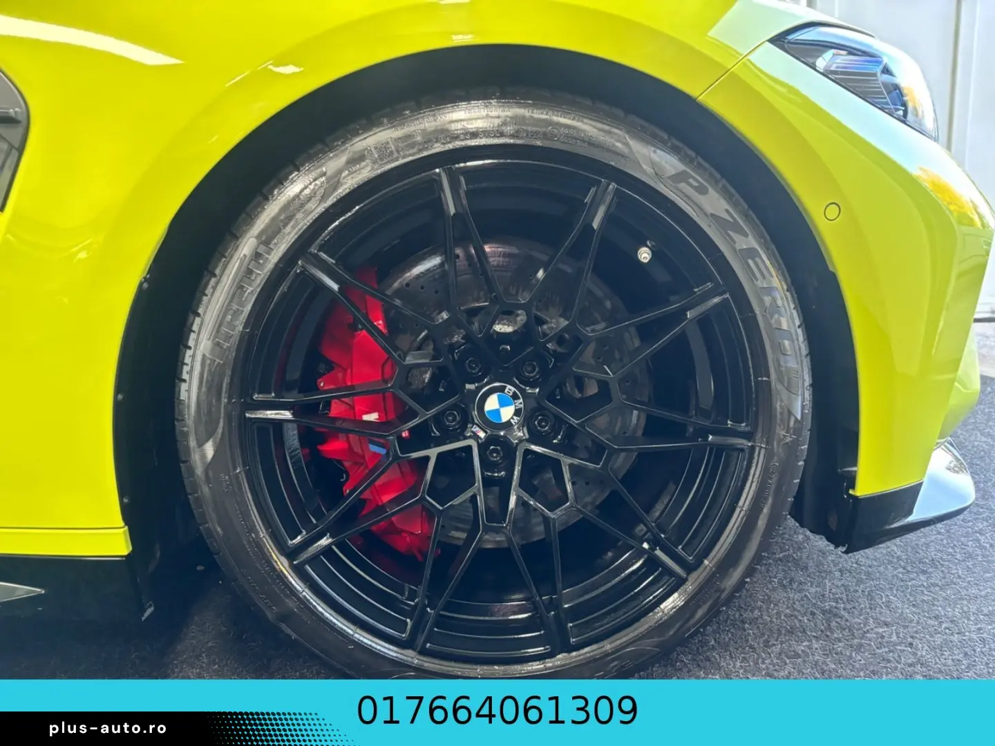 BMW M4 Coupe xDrive Competition CARBON HEAD UP R CAM