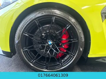 BMW M4 Coupe xDrive Competition CARBON HEAD UP R CAM