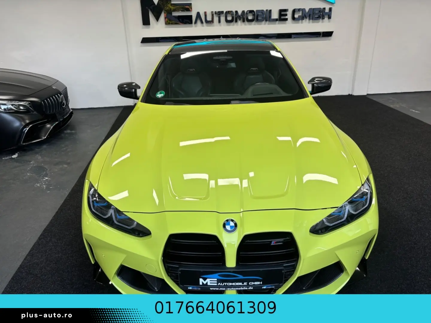 BMW M4 Coupe xDrive Competition CARBON HEAD UP R CAM