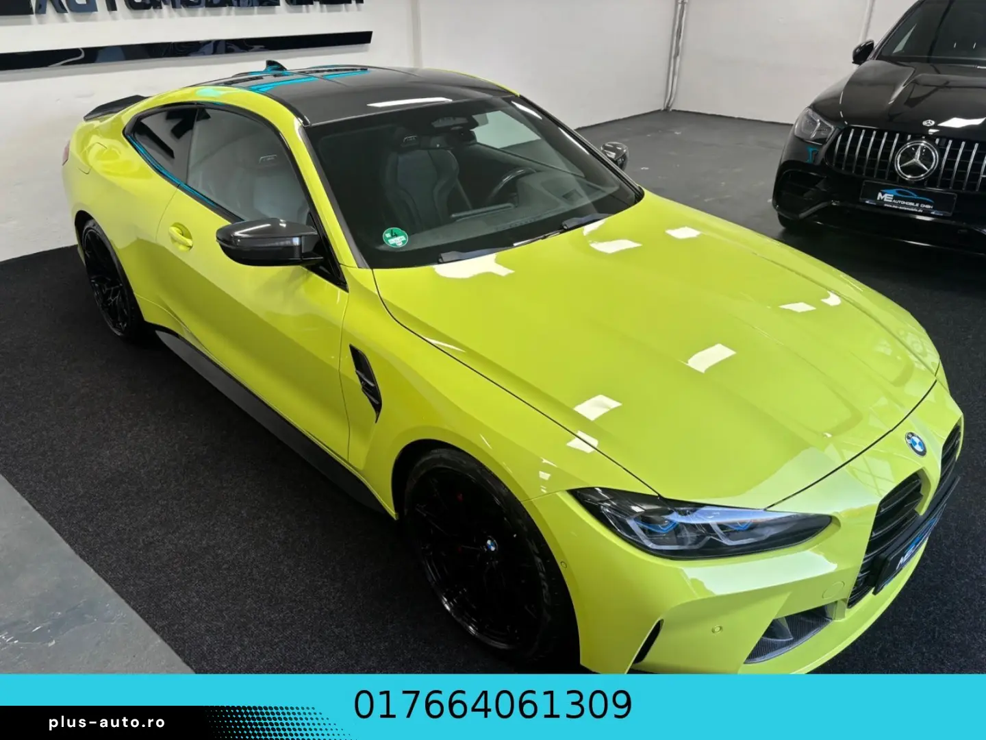 BMW M4 Coupe xDrive Competition CARBON HEAD UP R CAM