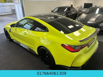 BMW M4 Coupe xDrive Competition CARBON HEAD UP R CAM