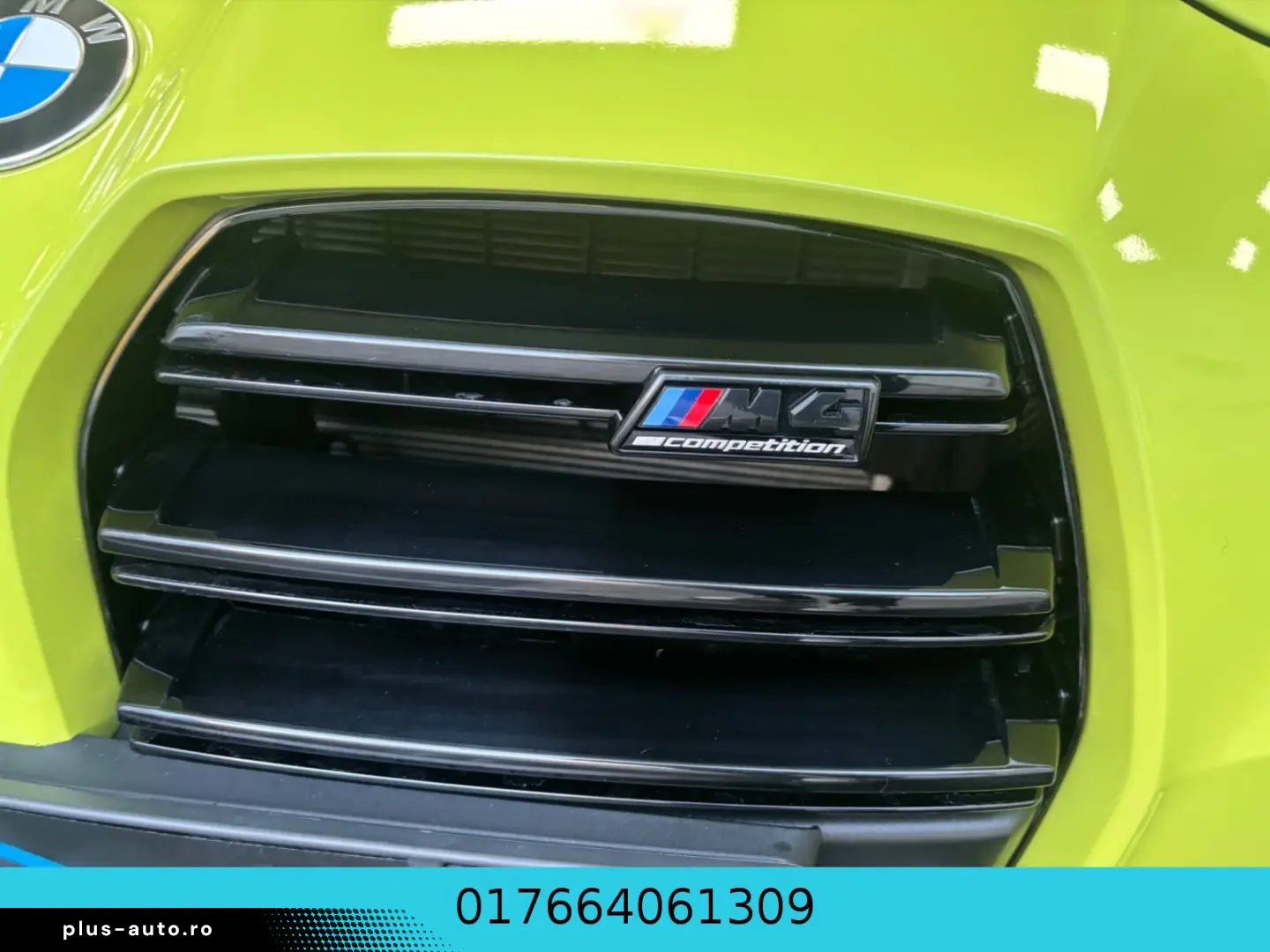 BMW M4 Coupe xDrive Competition CARBON HEAD UP R CAM