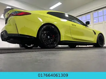 BMW M4 Coupe xDrive Competition CARBON HEAD UP R CAM