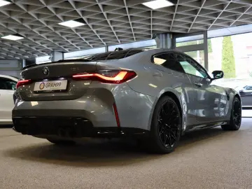 BMW M4 Coupé Head-Up Laser HiFi Innovation Shadow...