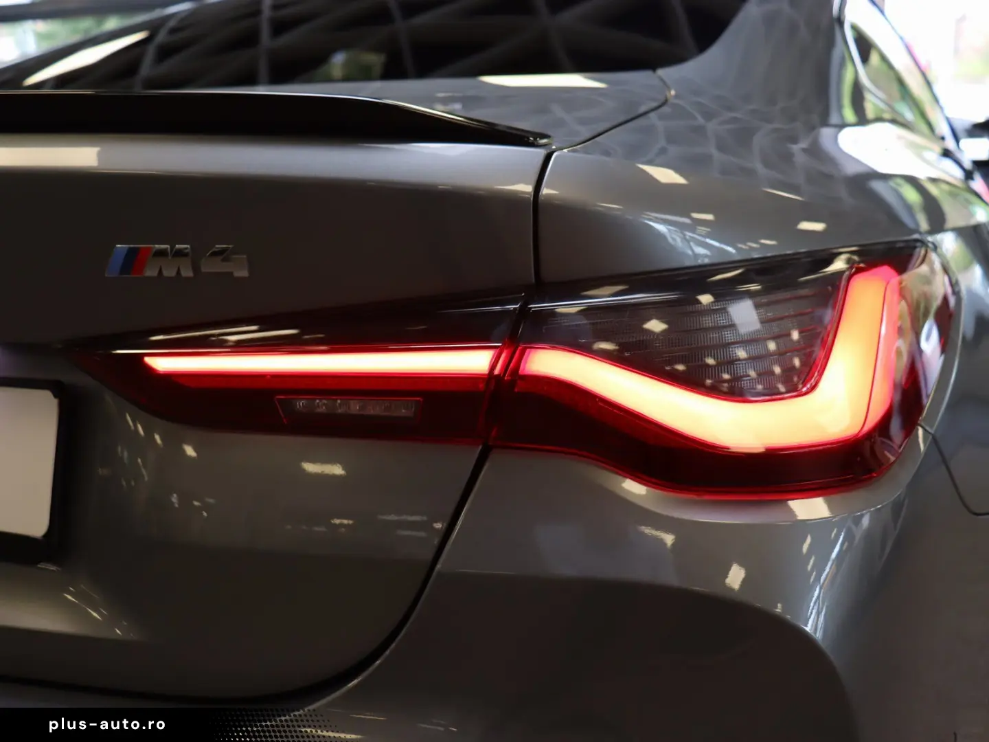 BMW M4 Coupé Head-Up Laser HiFi Innovation Shadow...