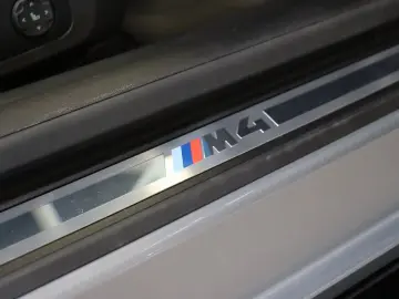 BMW M4 Coupé Head-Up Laser HiFi Innovation Shadow...