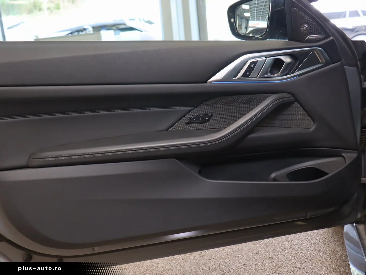 BMW M4 Coupé Head-Up Laser HiFi Innovation Shadow...
