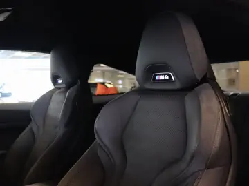 BMW M4 Coupé Head-Up Laser HiFi Innovation Shadow...