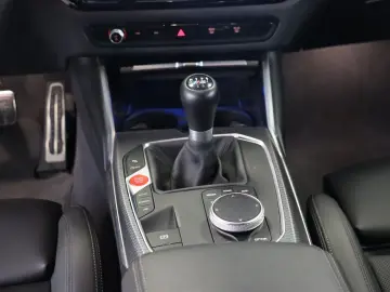 BMW M4 Coupé Head-Up Laser HiFi Innovation Shadow...