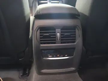 BMW M4 Coupé Head-Up Laser HiFi Innovation Shadow...