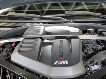 BMW M4 Coupé Head-Up Laser HiFi Innovation Shadow...