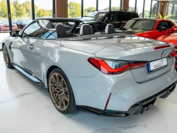 BMW M4 Competition M xDrive Cabrio