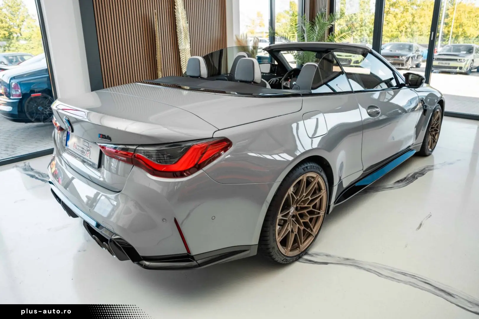 BMW M4 Competition M xDrive Cabrio