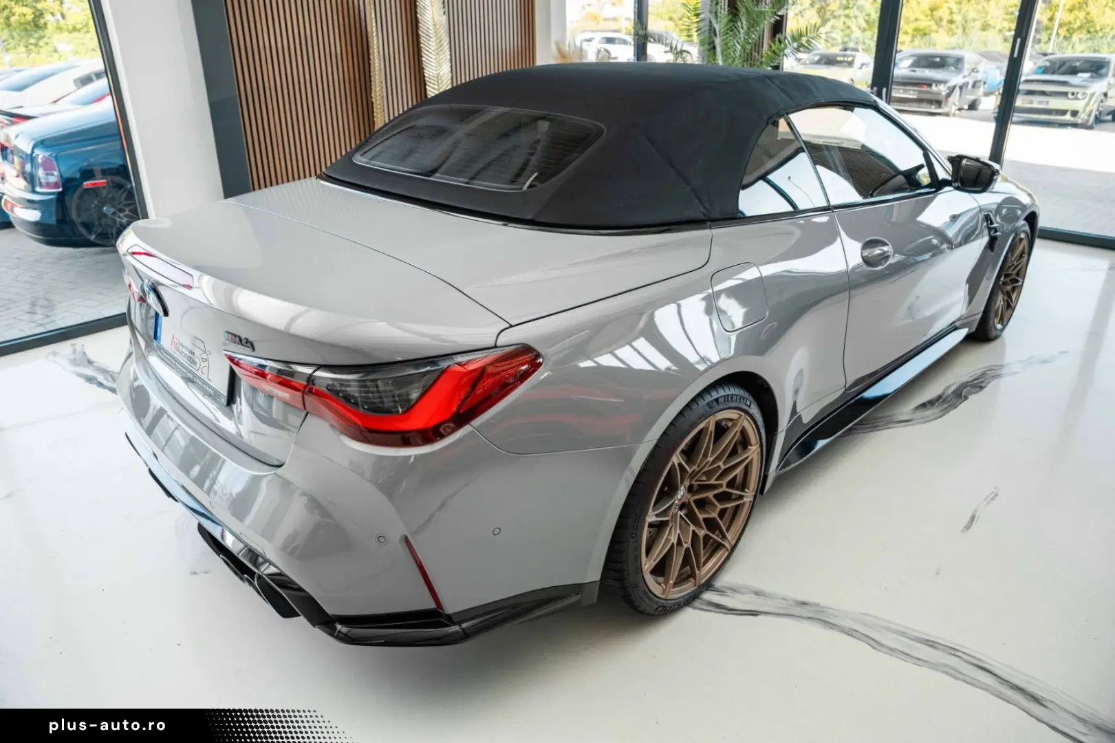 BMW M4 Competition M xDrive Cabrio