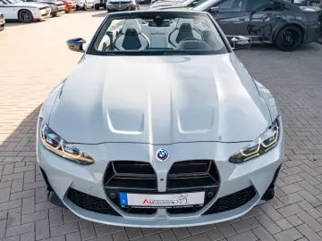 BMW M4 Competition M xDrive Cabrio