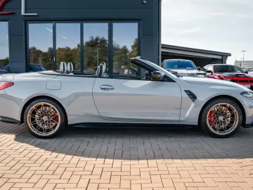 BMW M4 Competition M xDrive Cabrio
