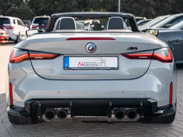 BMW M4 Competition M xDrive Cabrio