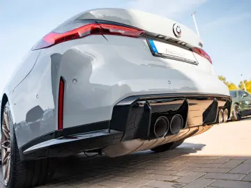 BMW M4 Competition M xDrive Cabrio