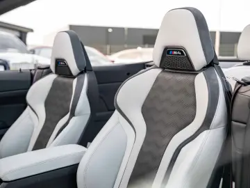 BMW M4 Competition M xDrive Cabrio