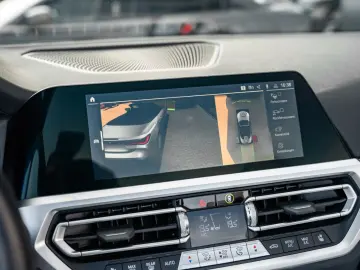 BMW M4 Competition M xDrive Cabrio