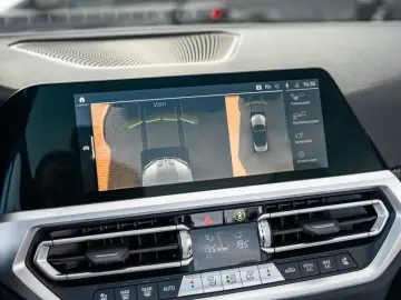 BMW M4 Competition M xDrive Cabrio