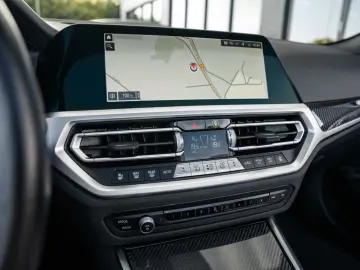 BMW M4 Competition M xDrive Cabrio