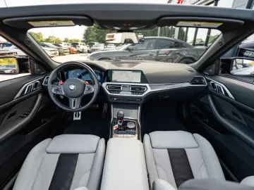 BMW M4 Competition M xDrive Cabrio