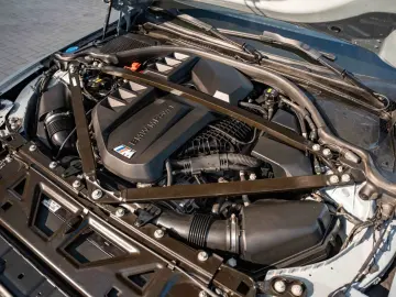 BMW M4 Competition M xDrive Cabrio