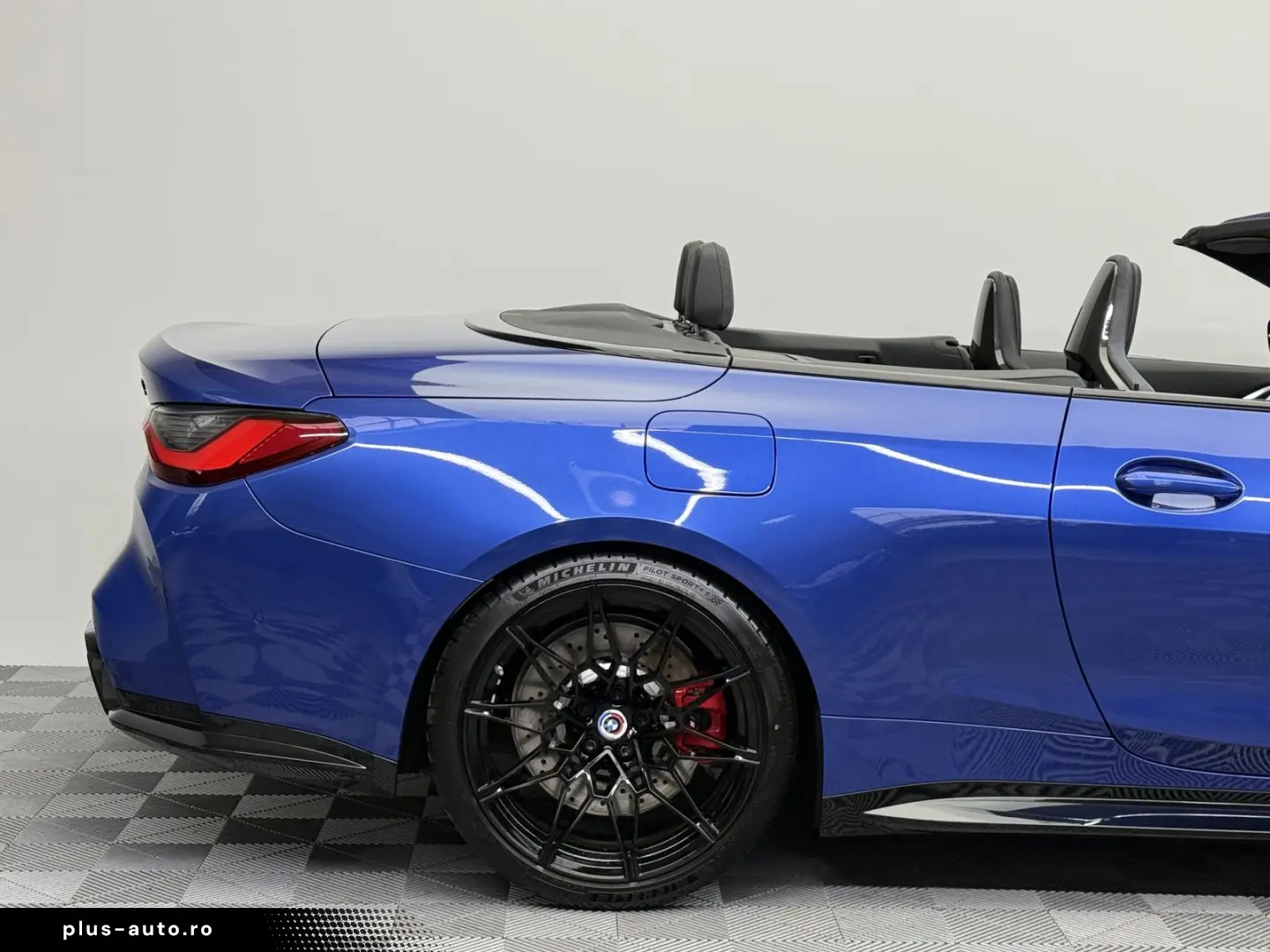 BMW M4 xDrive Comp. 2.Hand Carbon Schale HuD H&K