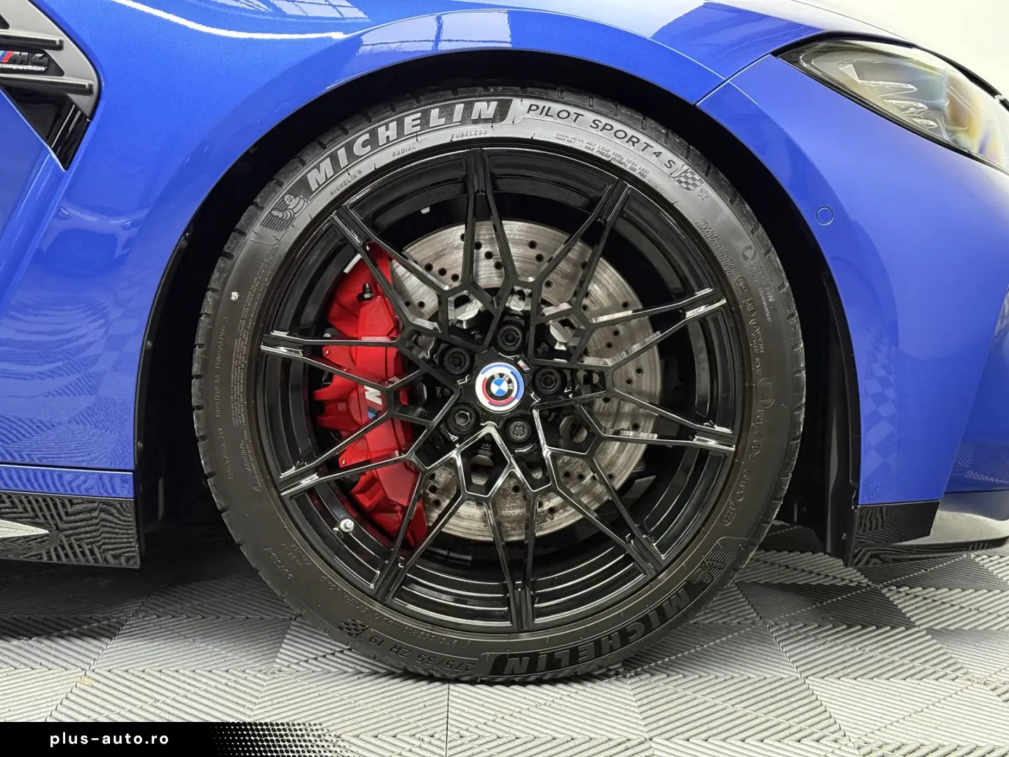 BMW M4 xDrive Comp. 2.Hand Carbon Schale HuD H&K