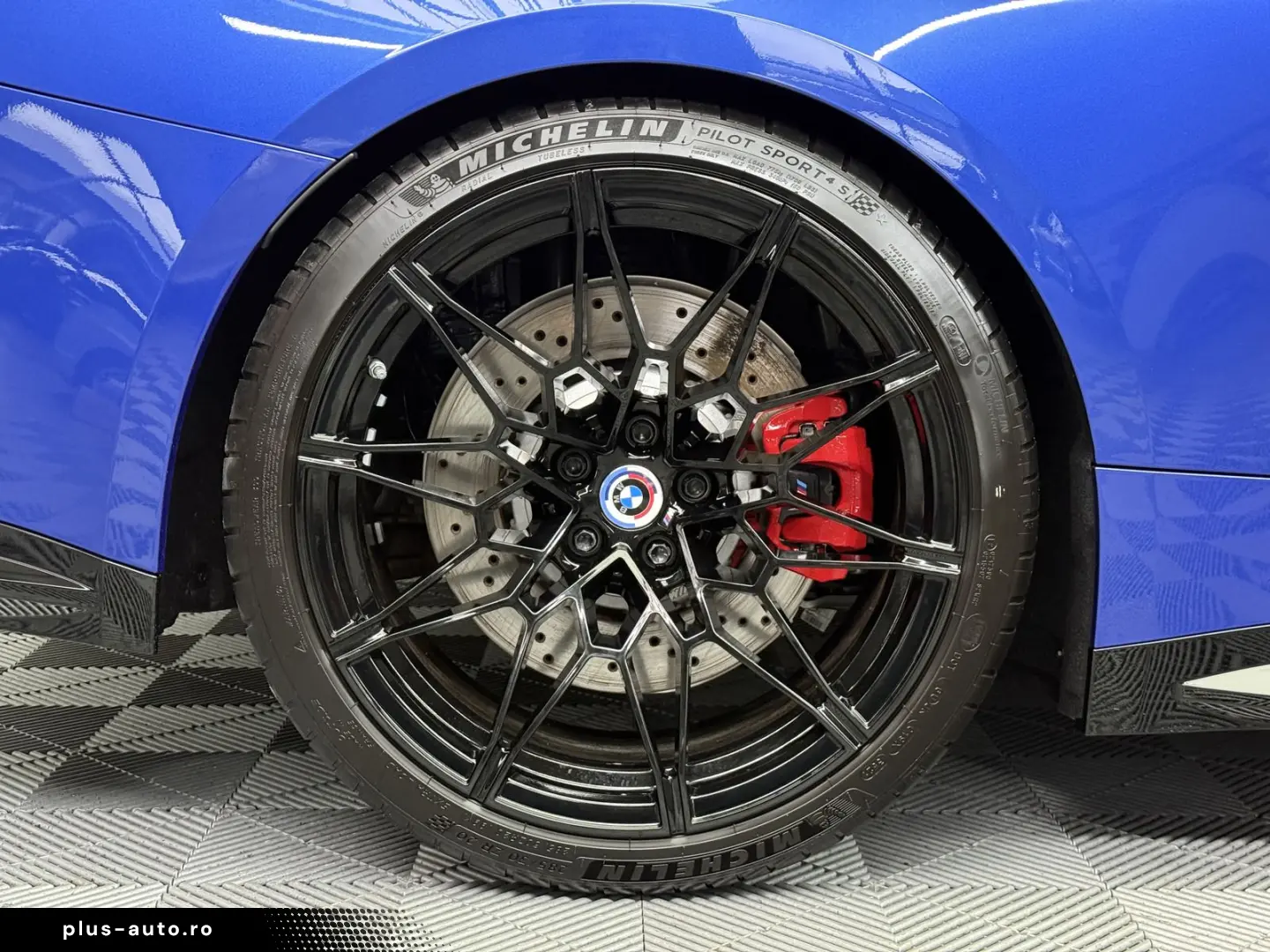BMW M4 xDrive Comp. 2.Hand Carbon Schale HuD H&K