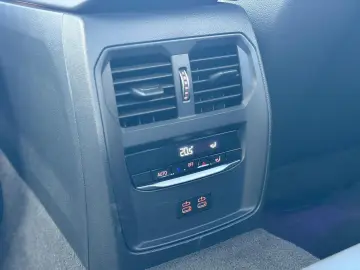 BMW M4 xDrive Competition 360Kamera Carplay Digital