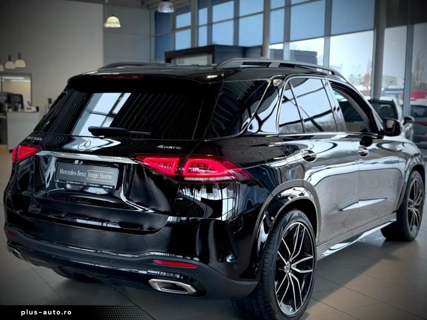MERCEDES-BENZ GLE 580 4M AMG AHK Pano 360 Burmester &hellip;