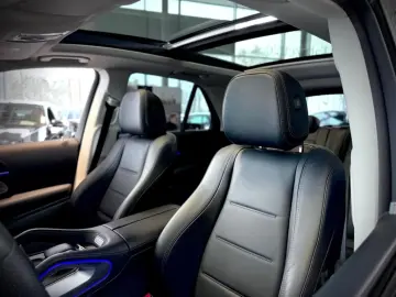 MERCEDES-BENZ GLE 580 4M AMG AHK Pano 360 Burmester &hellip;