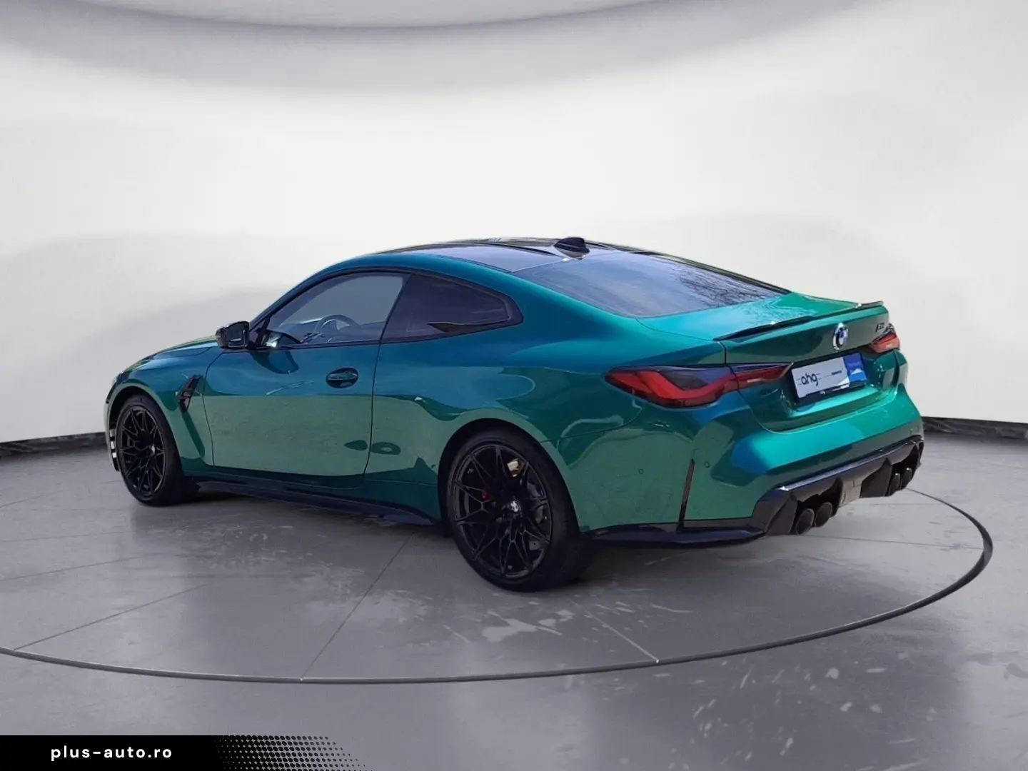 BMW M4 Competition Innovationsp. M Drivers Package