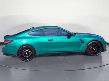BMW M4 Competition Innovationsp. M Drivers Package