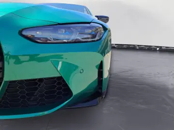 BMW M4 Competition Innovationsp. M Drivers Package