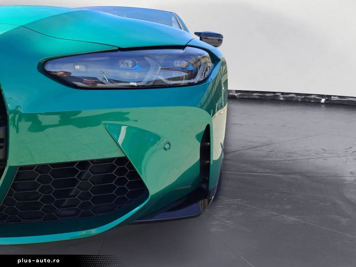 BMW M4 Competition Innovationsp. M Drivers Package