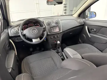 DACIA LOGAN Prestige  2013