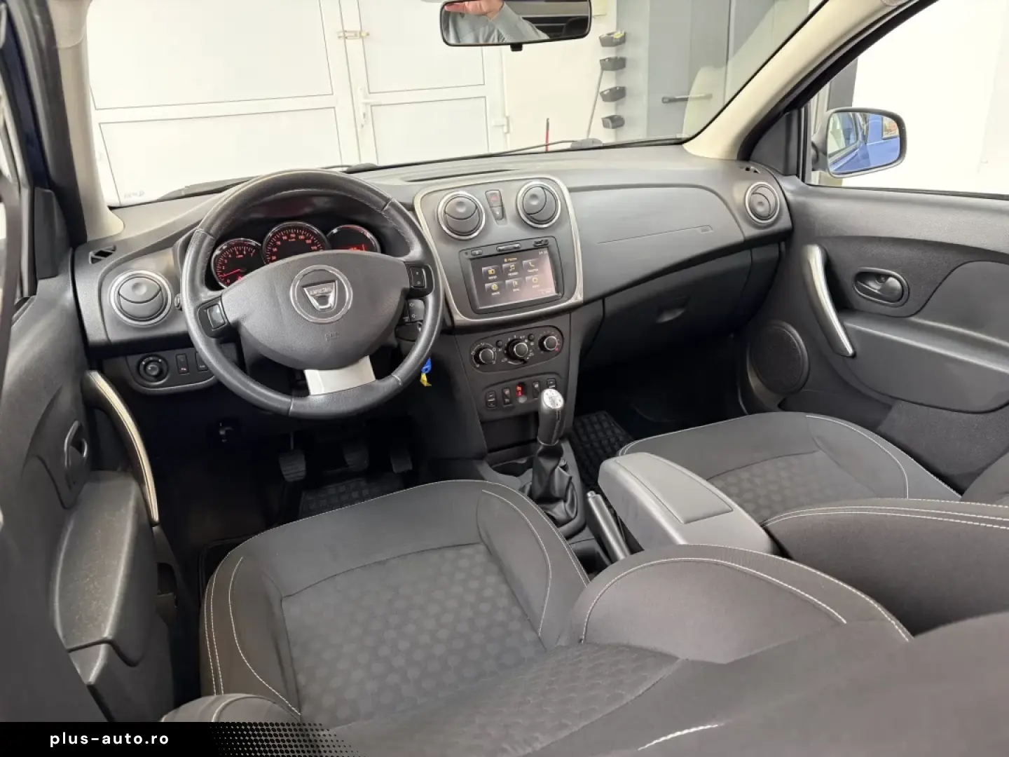 DACIA LOGAN Prestige  2013