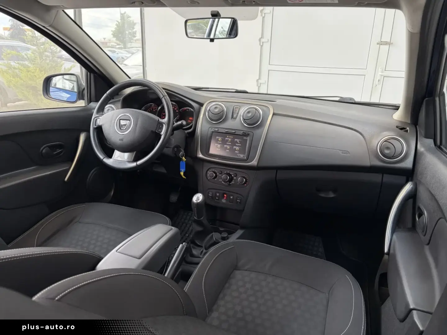 DACIA LOGAN Prestige  2013