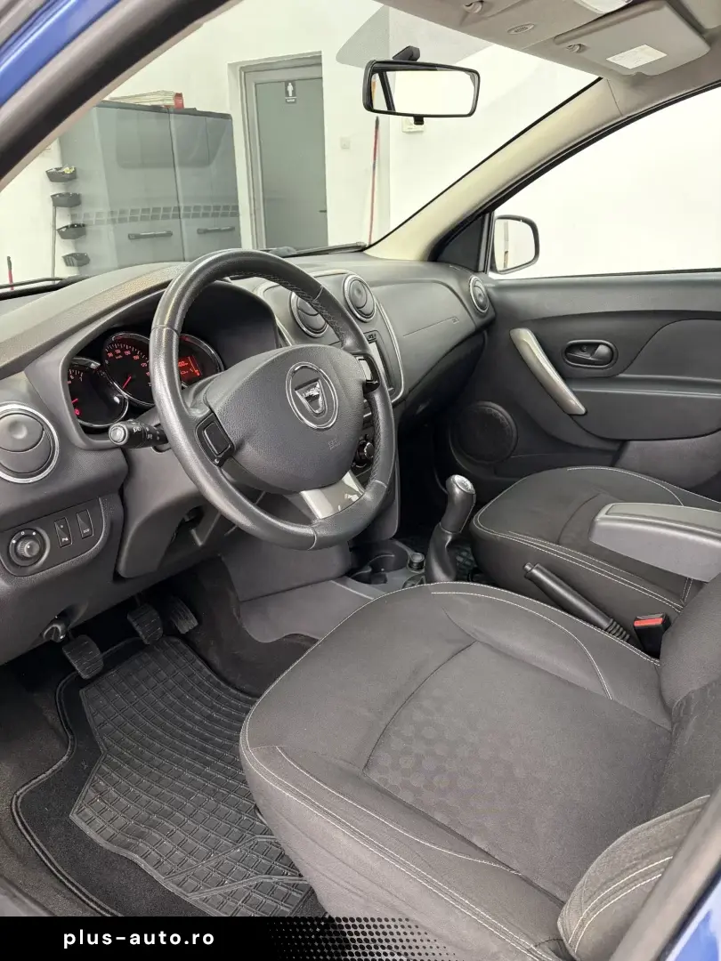 DACIA LOGAN Prestige  2013