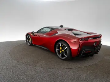 FERRARI SF90 Stradale