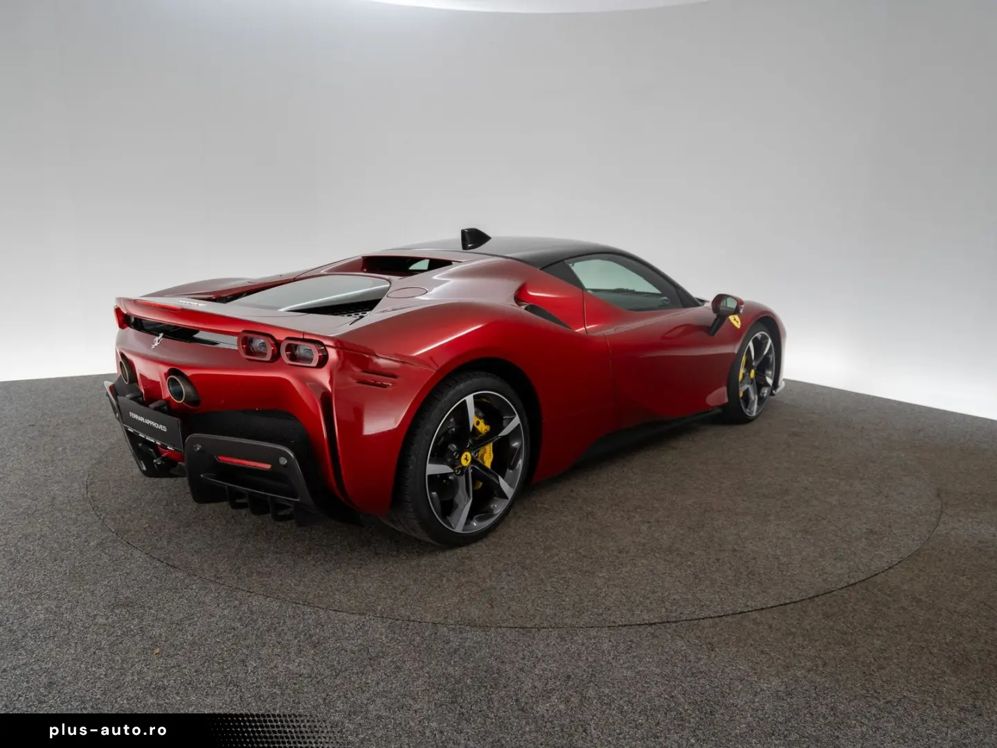 FERRARI SF90 Stradale