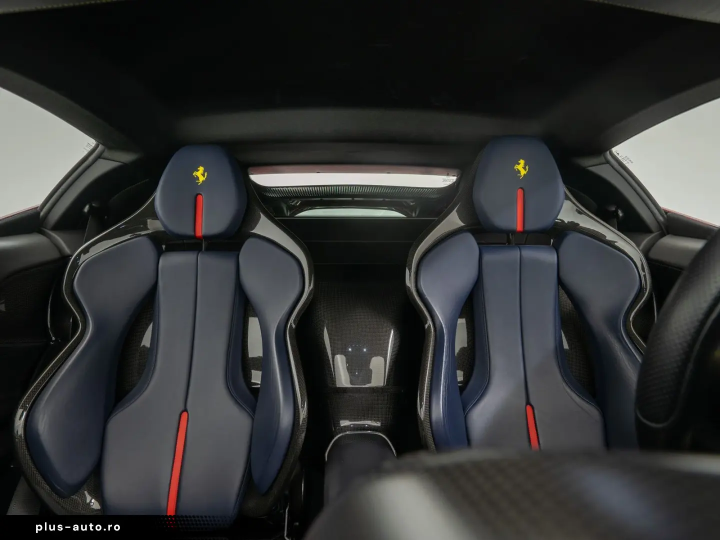 FERRARI SF90 Stradale
