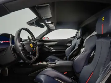 FERRARI SF90 Stradale