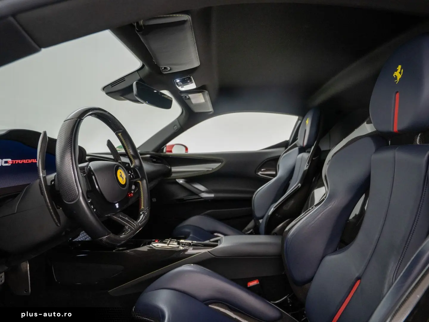 FERRARI SF90 Stradale