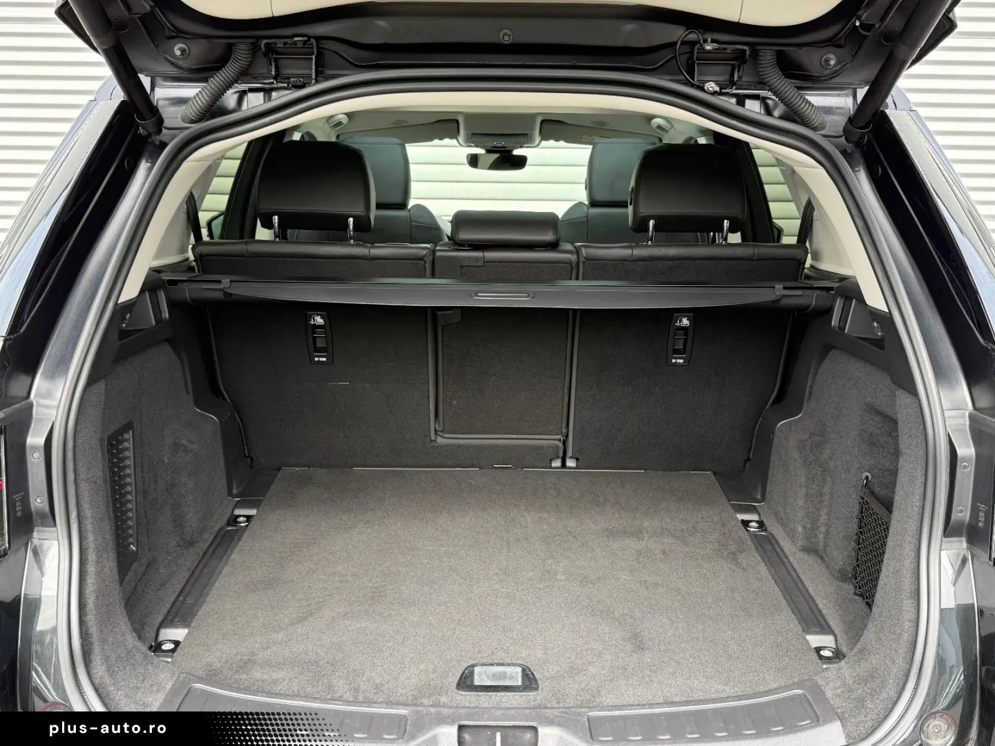 LAND ROVER Discovery Sport S AWD Aut ACC Navi LED Kamera