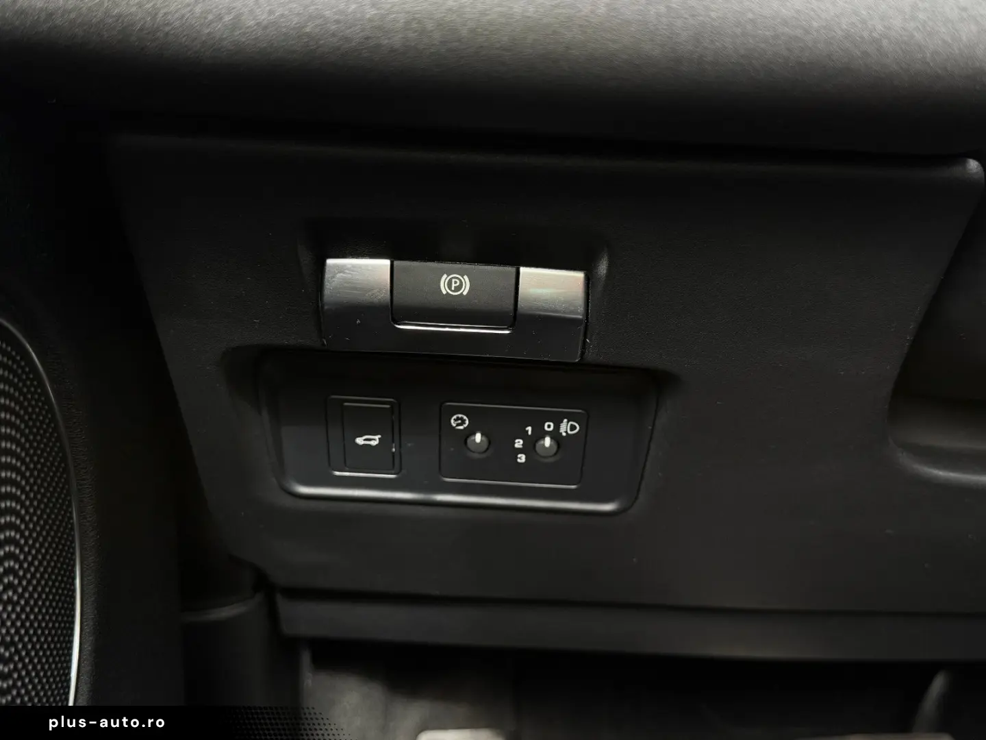 LAND ROVER Discovery Sport S AWD Aut ACC Navi LED Kamera