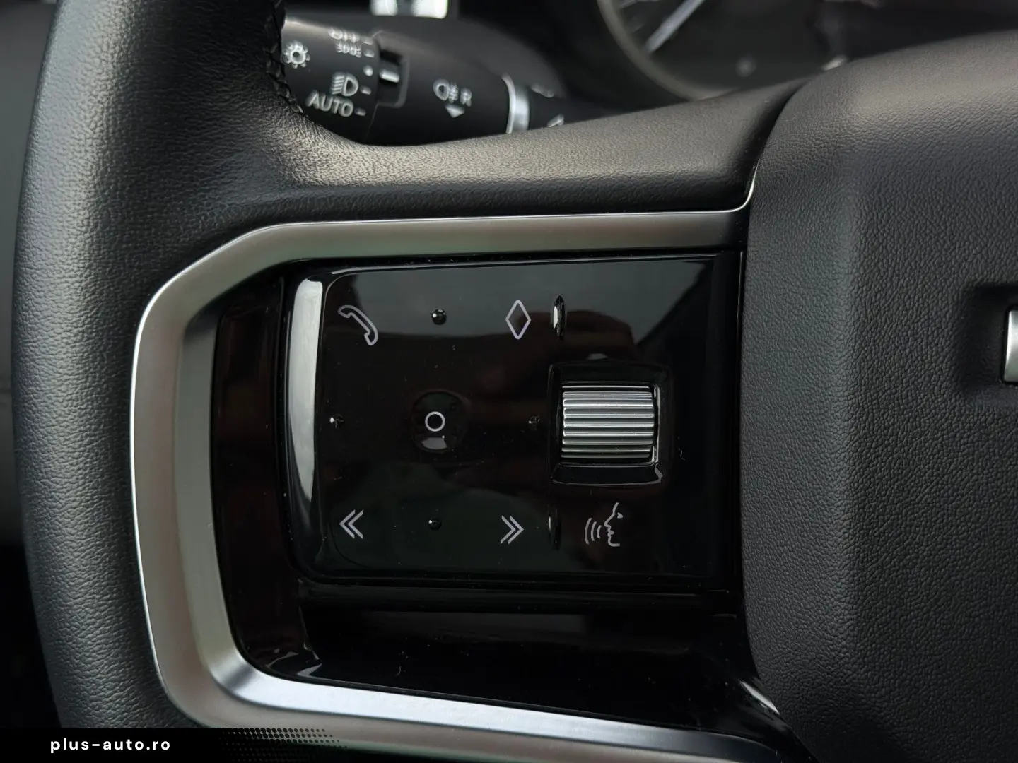LAND ROVER Discovery Sport S AWD Aut ACC Navi LED Kamera